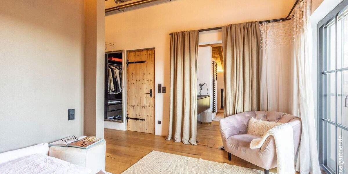 Einfamilienhaus Prien am Chiemsee Prien - 5 Zimmer, 219 m&sup2;, 2.585.000&euro; | Angebot:25665082