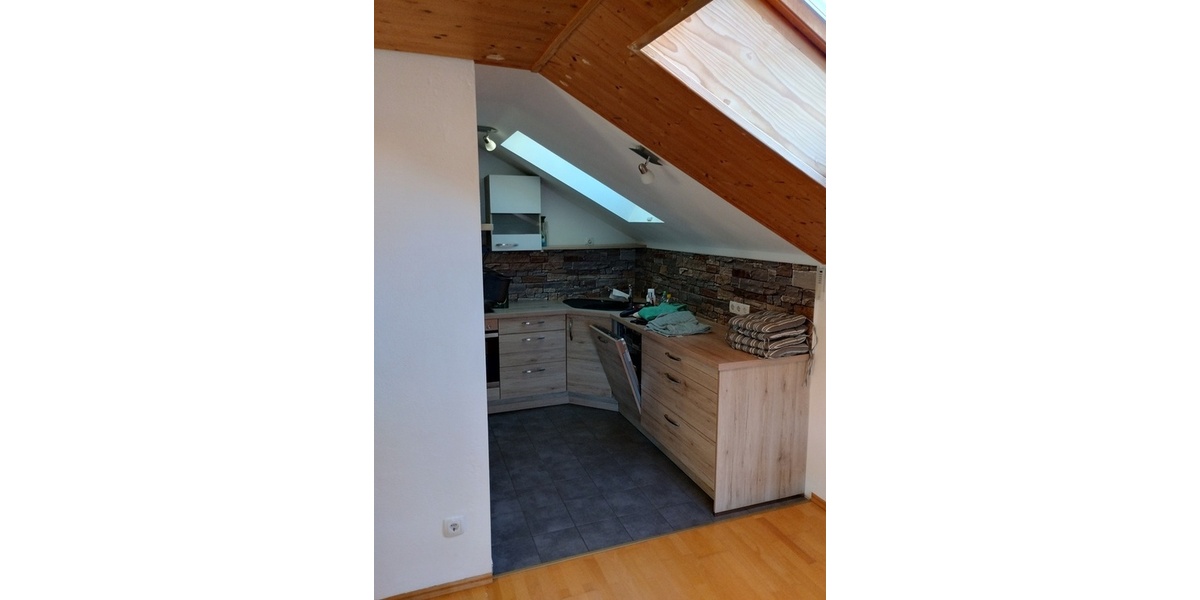 Große Dachstudio-Wohnung mit Blick in die Bergwelt! - Dachgeschoßwohnung Freilassing Salzburghofen | Angebot:27592437