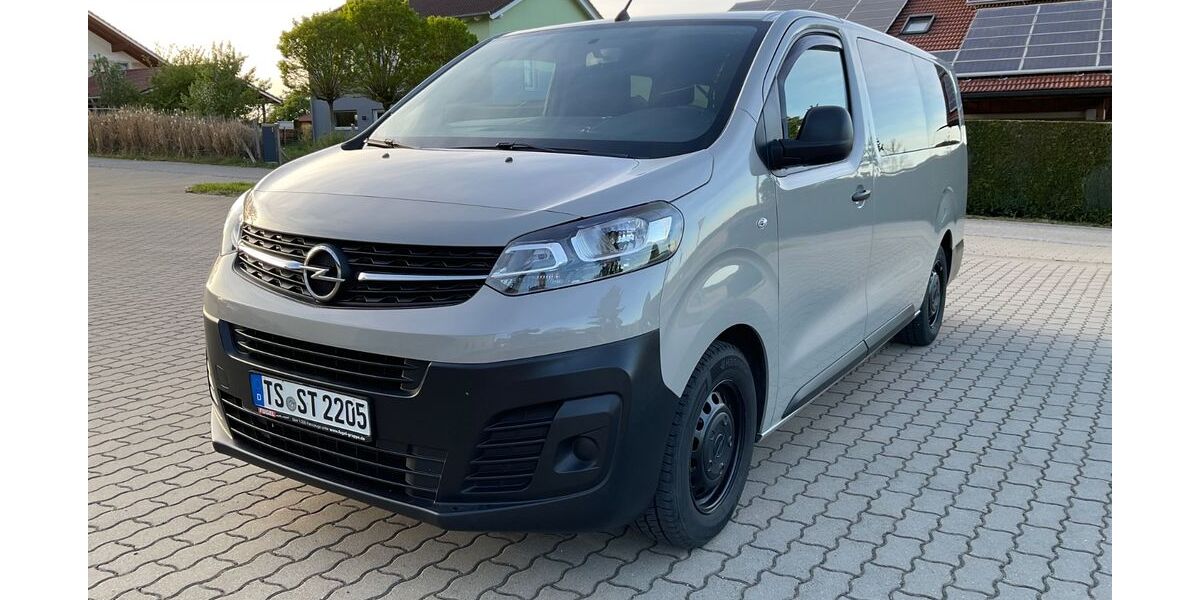 Opel Vivaro 108.000 km 21.190 &euro; Kirchanschöring 83417