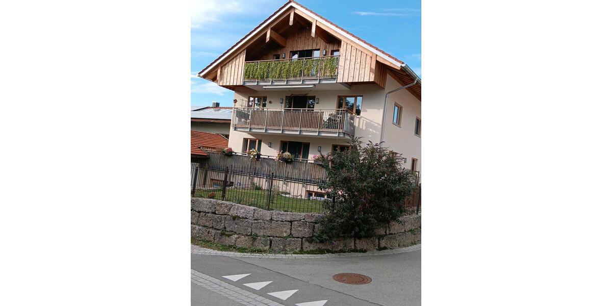Terrassenwohnung Amerang - 4 Zimmer, 124 m&sup2;, 1.500&euro; | Angebot:27606422