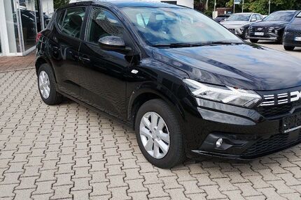Dacia Sandero 45.182 km 12.350 &euro; Traunstein 83278