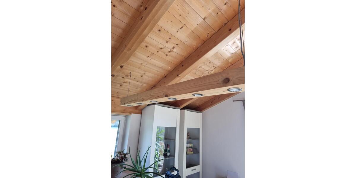 Dachgeschoßwohnung Saaldorf-Surheim Surheim - 3 Zimmer, 100 m&sup2;, 1.480&euro; | Angebot:27606385