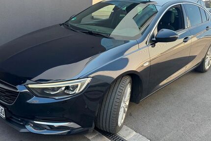 Opel Insignia 150.000 km 8.500 &euro; Grassau 83224