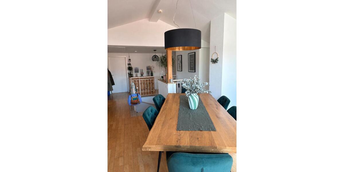 Dachgeschoßwohnung Siegsdorf - 3 Zimmer, 79 m&sup2;, 850&euro; | Angebot:27607221
