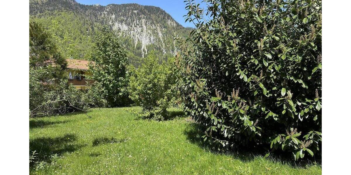 Einfamilienhaus Bad Reichenhall - 8 Zimmer, 230 m&sup2;, 1.195.000&euro; | Angebot:26345539