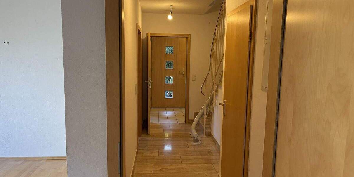 Doppelhaushälfte Bayerisch Gmain - 6 Zimmer, 148 m&sup2;, 649.000&euro; | Angebot:25734187