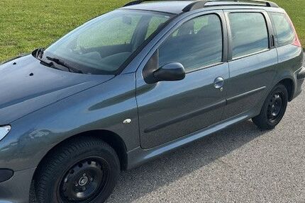 Peugeot 206 185.000 km 1.900 &euro; Traunstein 83278