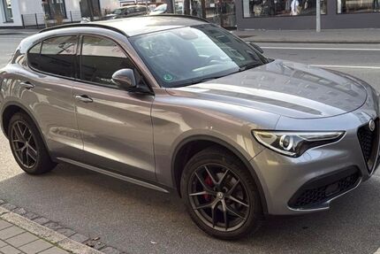 Alfa Romeo Stelvio 152.000 km 18.899 &euro; Freilassing 83395