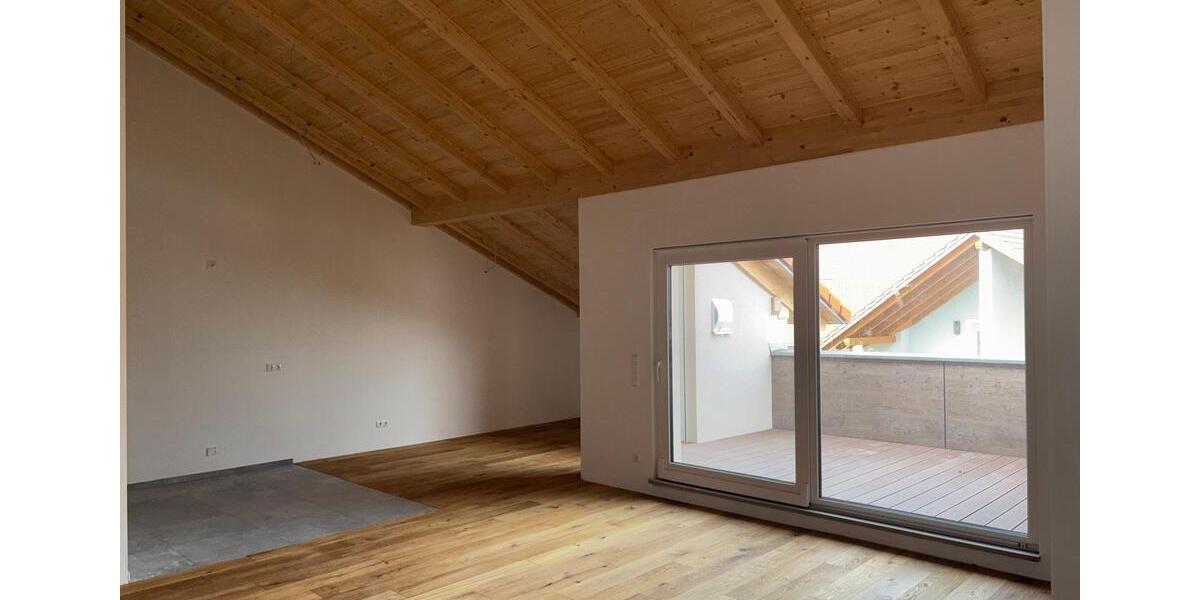 Dachgeschoßwohnung Feichten an der Alz - 2 Zimmer, 86 m&sup2;, 1.217&euro; | Angebot:26192986