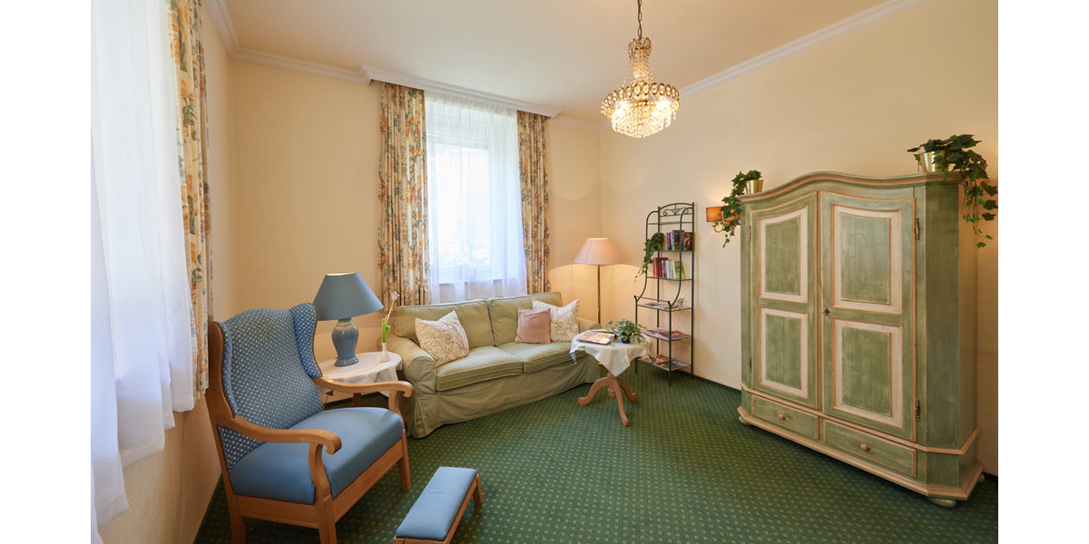 Historische Villa in dem wunderschönen Ort Bad Reichenhall nahe Kurpark - Villa Bad Reichenhall Bad Reichenhall | Angebot:23739479