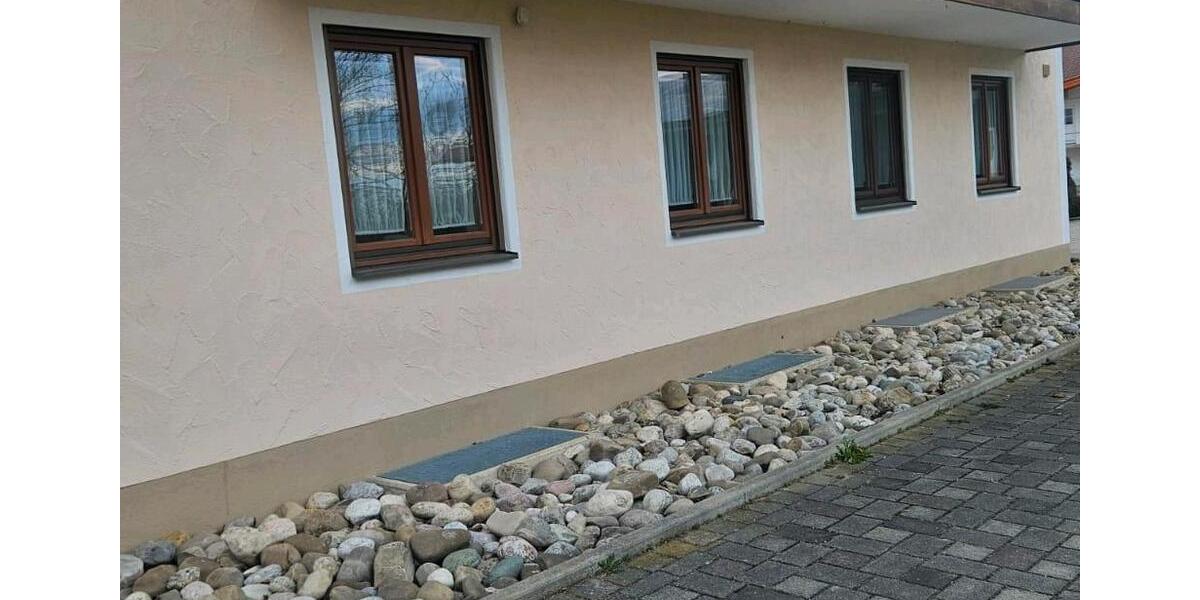 Erdgeschoßwohnung Traunreut Irsing - 5 Zimmer, 150 m&sup2;, 1.550&euro; | Angebot:25711930