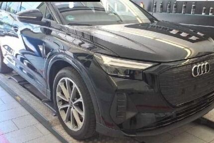 Audi Q4 e-tron 57.800 km 32.430 &euro; Bad Reichenhall 83435