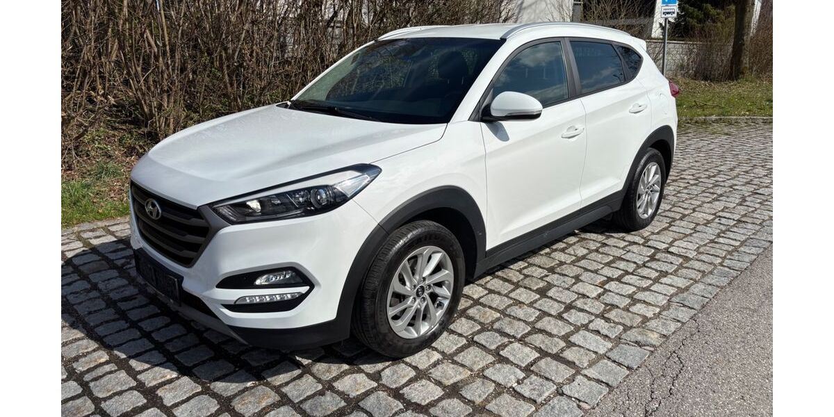 Hyundai TUCSON 120.000 km 12.999 &euro; Bernau am Chiemsee 83233