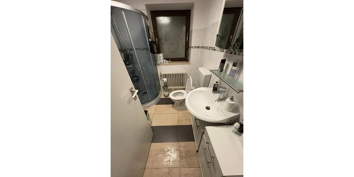 Einfamilienhaus Grabenstätt - 3 Zimmer, 145 m&sup2;, 2.000&euro; | Angebot:23636581