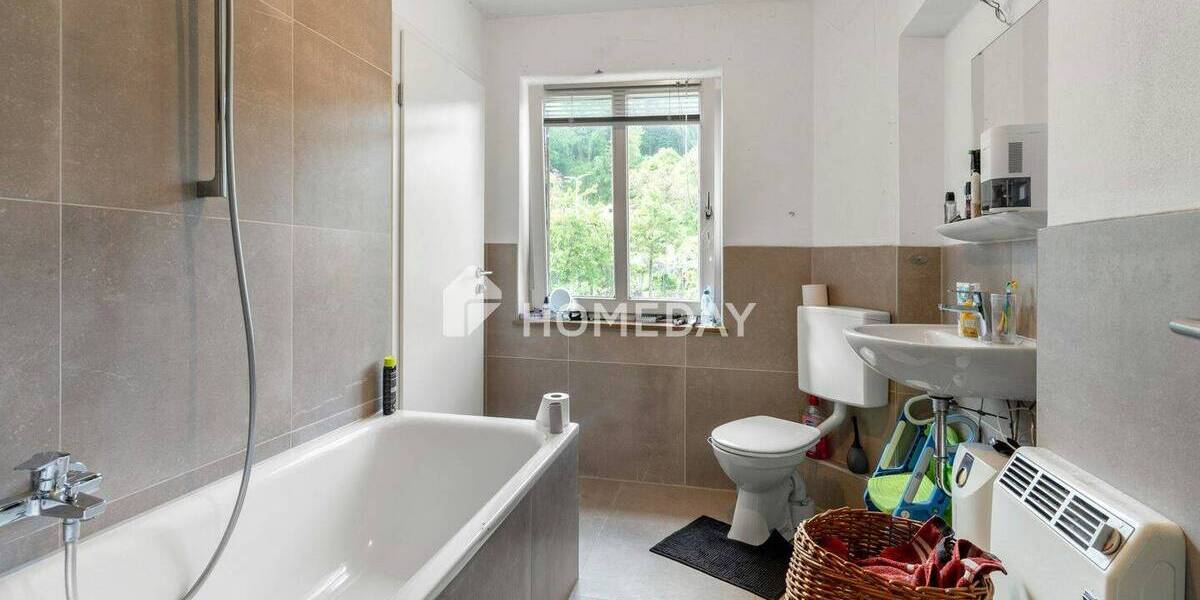 Etagenwohnung Trostberg - 3 Zimmer, 85 m&sup2;, 149.000&euro; | Angebot:26629004