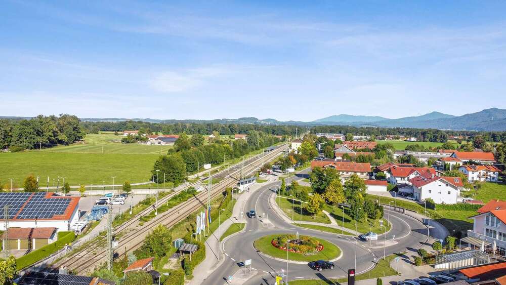 Seltene Chance in Seenähe | Gaststätte inkl. Wohnungen im Ortszentrum - Mehrfamilienhaus, Wohnhaus Übersee | Angebot:25927885