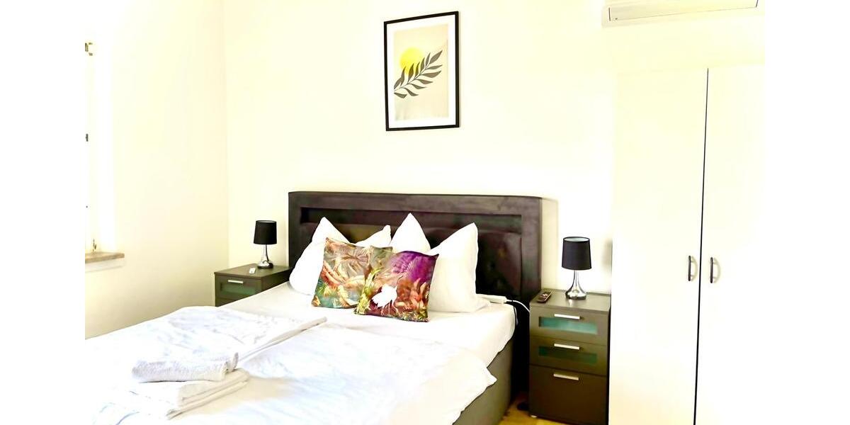 Villa Ainring - 12 Zimmer, 420 m&sup2;, 1.300.000&euro; | Angebot:26485539