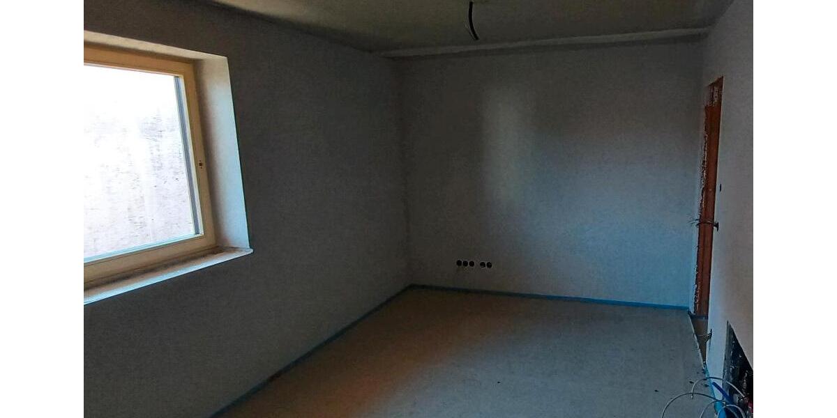 Etagenwohnung Traunstein - 4 Zimmer, 110 m&sup2;, 1.265&euro; | Angebot:25840240