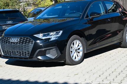 Audi A3 85.000 km 18.500 &euro; Petting /Waging am See 83367
