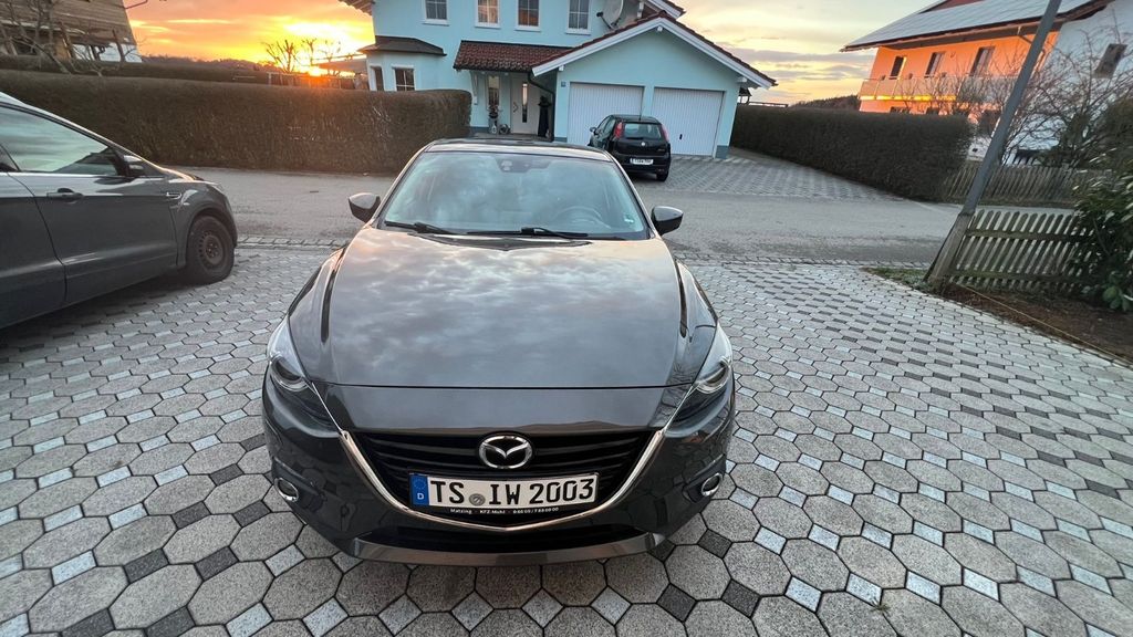 Mazda 3 171.000 km 7.500 &euro; Traunreut 83301