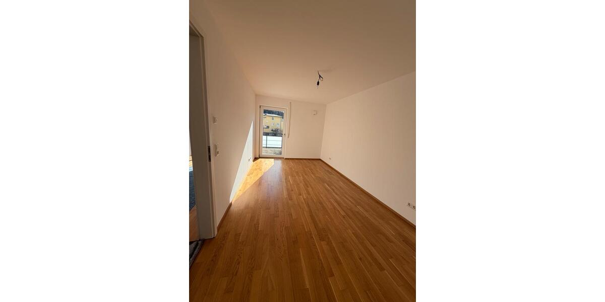 Etagenwohnung Traunstein - 2 Zimmer, 57 m&sup2;, 1.100&euro; | Angebot:25409041