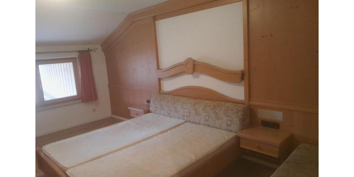 Etagenwohnung Bergen - 2 Zimmer, 50 m&sup2;, 500&euro; | Angebot:25860455