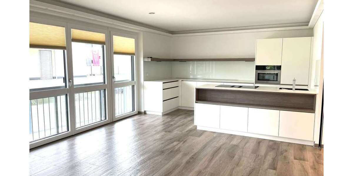 Etagenwohnung Bernau am Chiemsee - 4 Zimmer, 115 m&sup2;, 1.555&euro; | Angebot:26837661