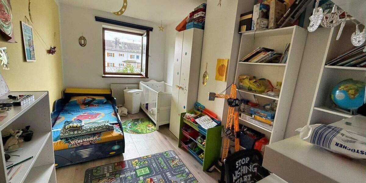 Etagenwohnung Freilassing - 3 Zimmer, 81 m&sup2;, 299.000&euro; | Angebot:25689998