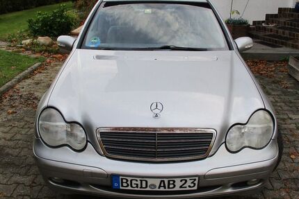 Mercedes-Benz C 200 163.000 km 1.850 &euro; Freilassing 83395