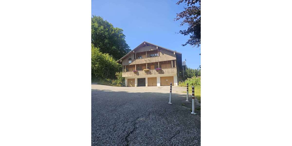Etagenwohnung Siegsdorf - 1 Zimmer, 21 m&sup2;, 215&euro; | Angebot:27137827