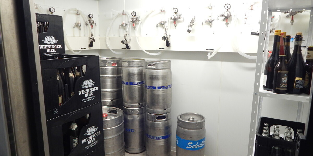 Moderne Gastronomiefläche in Toplage – Voll ausgestattet mit großzügigem Gastgarten und Außenbar - Gewerbeobjekt Freilassing Freilassing | Angebot:21360065