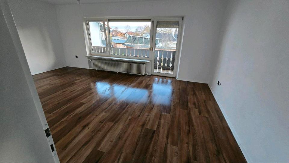 Etagenwohnung Traunreut Irsing - 3 Zimmer, 80 m&sup2;, 1.300&euro; | Angebot:26047297