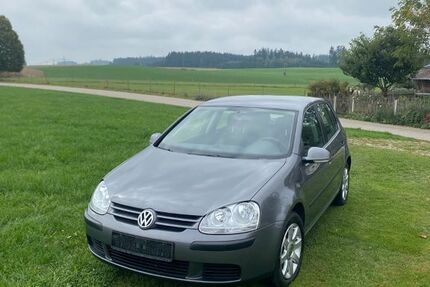 VW Golf 142.100 km 3.900 &euro; Schnaitsee 83530