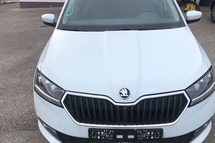 Skoda Fabia 157.936 km 4.700 &euro; Traunstein 83278