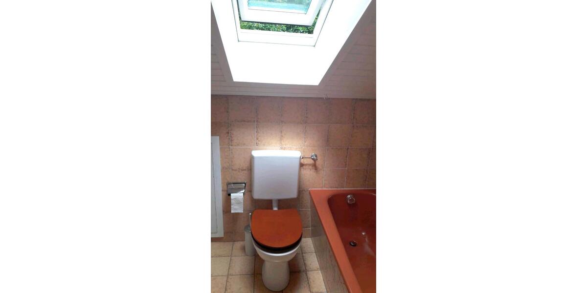 Dachgeschoßwohnung Bad Endorf - 1 Zimmer, 44 m&sup2;, 600&euro; | Angebot:27607614