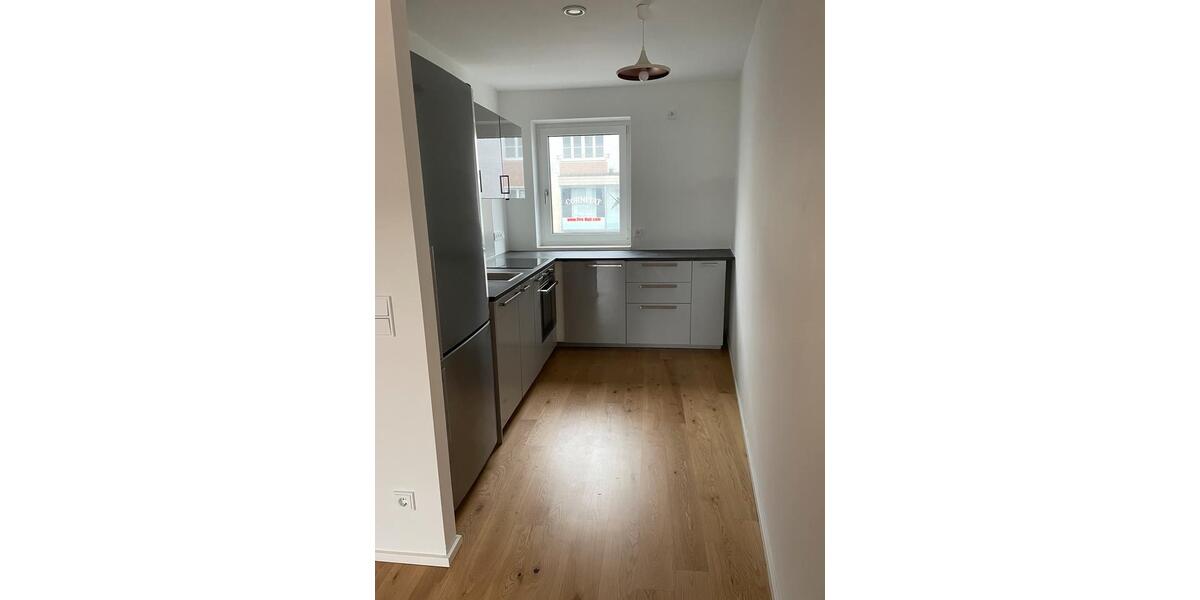 Etagenwohnung Freilassing - 2 Zimmer, 67 m&sup2;, 350.000&euro; | Angebot:25362942