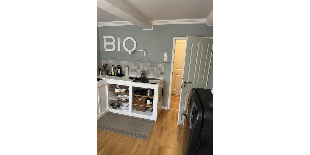 Erdgeschoßwohnung Tittmoning - 4 Zimmer, 105 m&sup2;, 1.200&euro; | Angebot:25926038