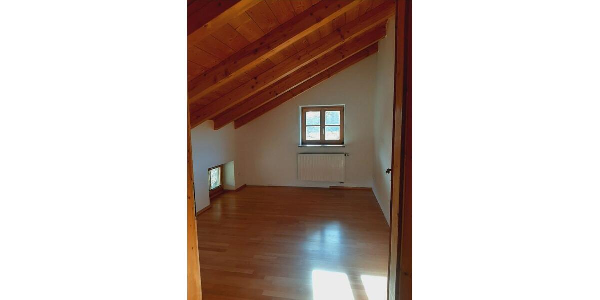 Idylle pur-traumhafte Wohnung im Einödhof Südwest - 4- Tittmoning Murschall | Angebot:26014295