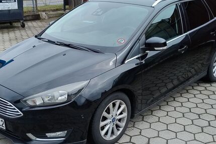 Ford Focus 129.000 km 10.995 &euro; Bad Endorf 83093