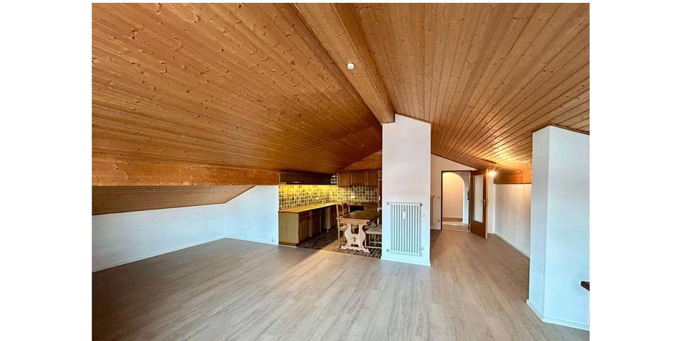 Dachgeschoßwohnung Bergen - 1 Zimmer, 60 m&sup2;, 890&euro; | Angebot:25098138