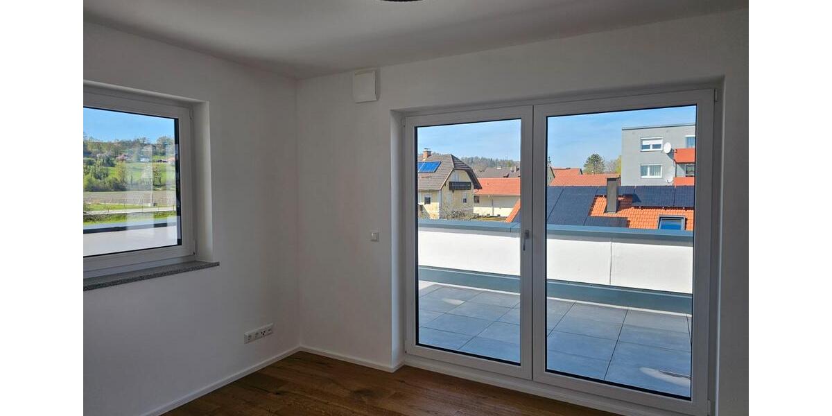 Einfamilienhaus Tittmoning - 3 Zimmer, 107 m&sup2;, 1.280&euro; | Angebot:27538177
