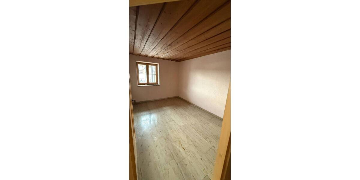 Etagenwohnung Grabenstätt Marwang - 7 Zimmer, 221 m&sup2;, 900.000&euro; | Angebot:26554693