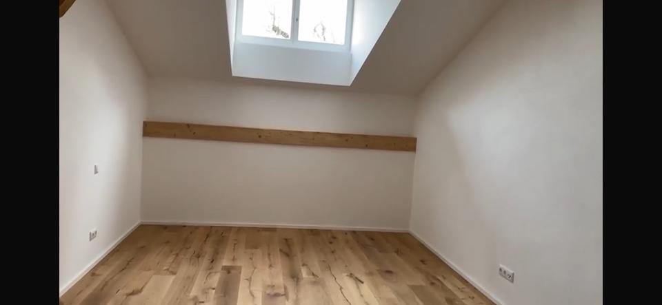 Maisonettenwohnung Traunstein - 3 Zimmer, 200 m&sup2;, 2.300&euro; | Angebot:26670263