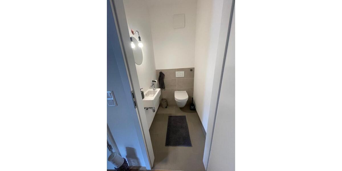 Etagenwohnung Freilassing - 3 Zimmer, 87 m&sup2;, 1.150&euro; | Angebot:25980136