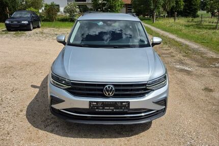 VW Tiguan 149.900 km 19.900 &euro; Tacherting 83342