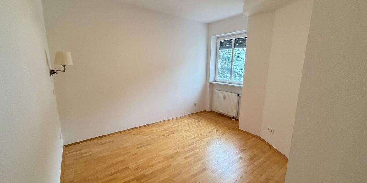 Etagenwohnung Bad Reichenhall - 4 Zimmer, 125 m&sup2;, 687.500&euro; | Angebot:25672321