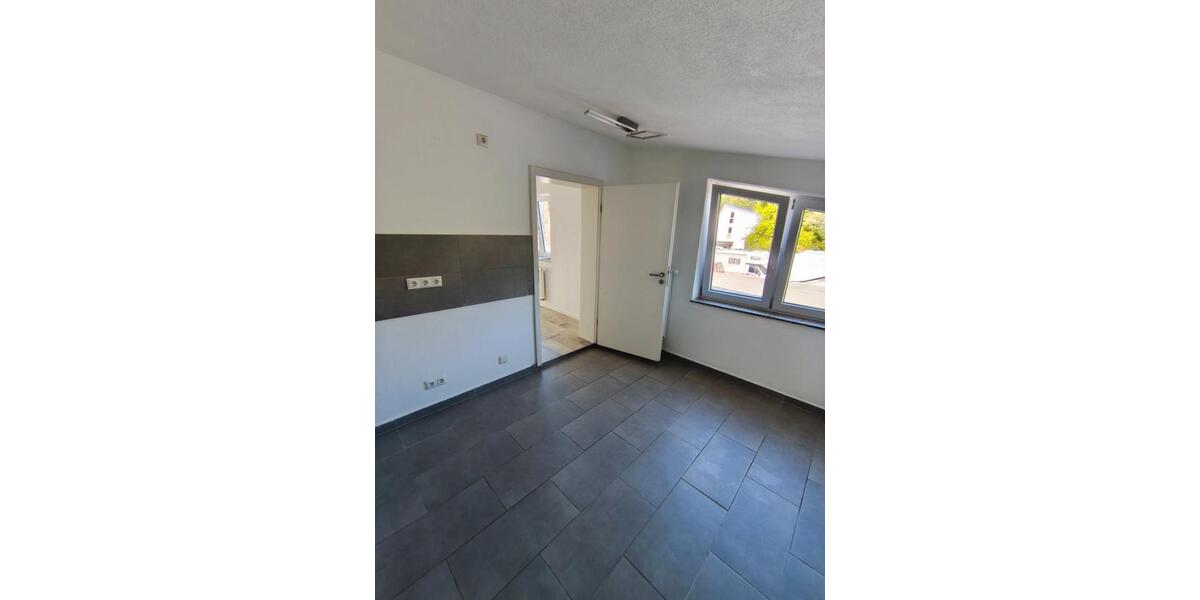 Terrassenwohnung Traunstein - 3 Zimmer, 77 m&sup2;, 1.050&euro; | Angebot:26697936