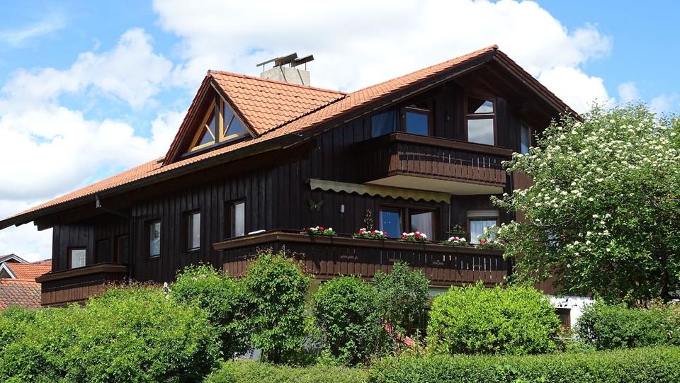Dachgeschoßwohnung Chieming - 3 Zimmer, 95 m&sup2;, 720.000&euro; | Angebot:26766470