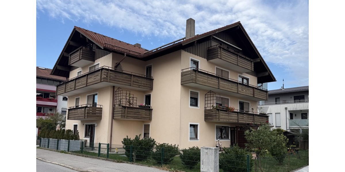 Große Dachstudio-Wohnung mit Blick in die Bergwelt! - Dachgeschoßwohnung Freilassing Salzburghofen | Angebot:27592437