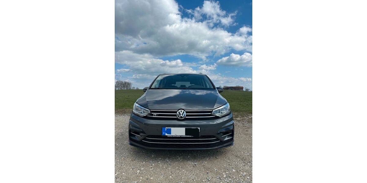 VW Touran 90.000 km 22.800 &euro; Waging 83329